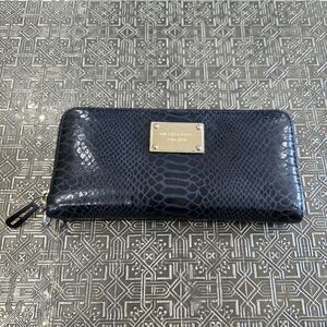 🐢 Michael Kors Snakeskin Clutch/Wallet In Great Shape!